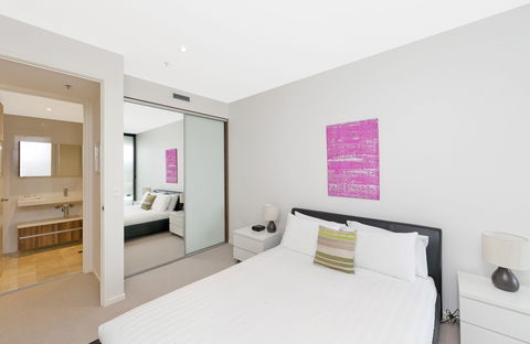 Astra Canberra Manhattan - Accommodation Brunswick Heads 4
