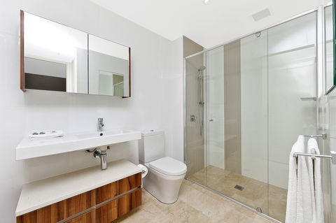 Astra Canberra Manhattan - Accommodation Brunswick Heads 5