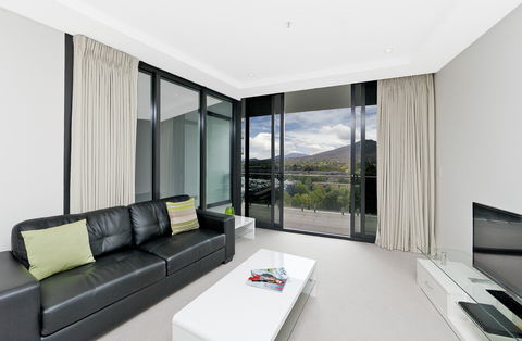Astra Canberra Manhattan - Accommodation Brunswick Heads 6