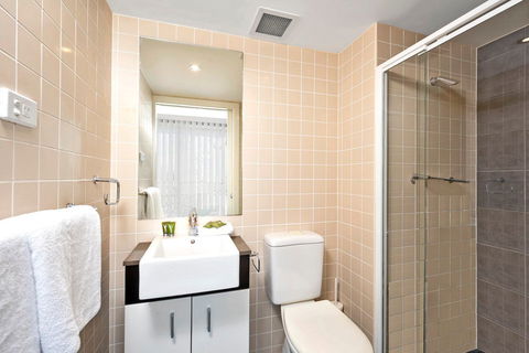 Astra Apartments Parramatta - Accommodation Brunswick Heads 5