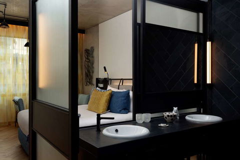 QT Melbourne - Accommodation Brunswick Heads 5