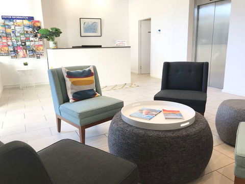 Adelaide Dress Circle Apartments - Accommodation Brunswick Heads 12