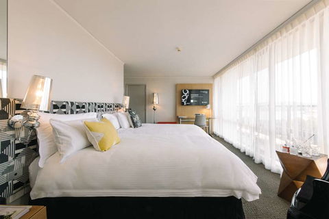 QT Canberra - Accommodation Brunswick Heads 6