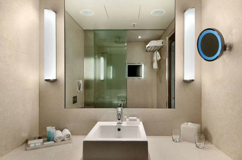 Hilton Sydney - Accommodation Brunswick Heads 6