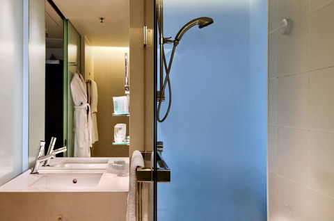 Hilton Sydney - Accommodation Brunswick Heads 7