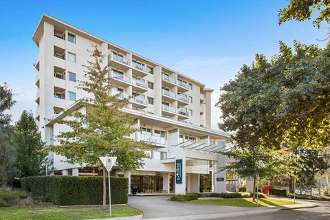 Adina Serviced Apts Canberra Dickson - Accommodation Brunswick Heads 2