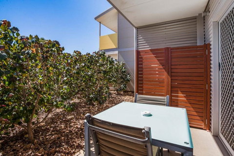 Onslow Beach Resort - Accommodation Brunswick Heads 1