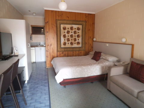 Yarragon Motel - Accommodation Brunswick Heads 0