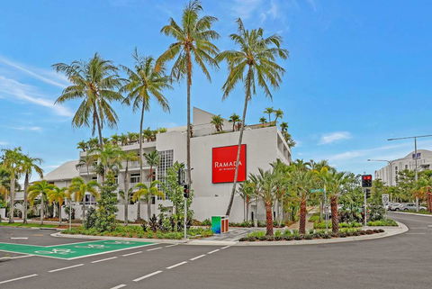 Ramada By Wyndham Cairns City Centre - Accommodation Brunswick Heads 0