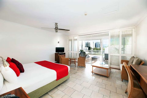 Ramada By Wyndham Cairns City Centre - Accommodation Brunswick Heads 1