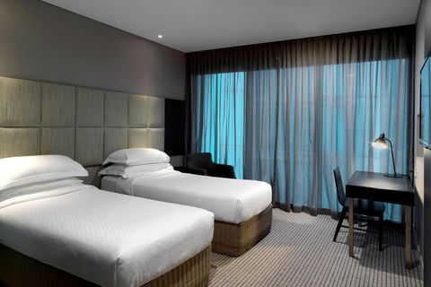 Four Points By Sheraton Brisbane - Accommodation Brunswick Heads 2