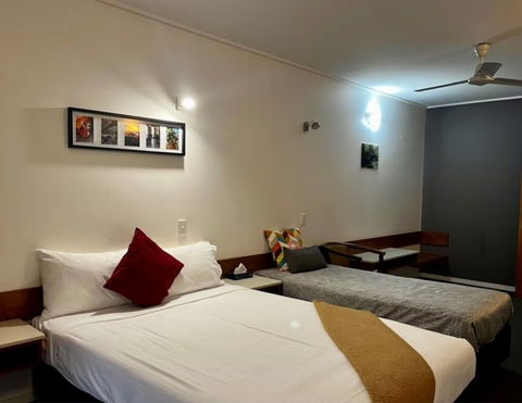 Ayr Traveller's Motel - Accommodation Brunswick Heads 1