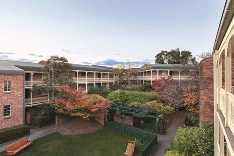 Adina Serviced Apts Canberra Kingston - Accommodation Brunswick Heads 3