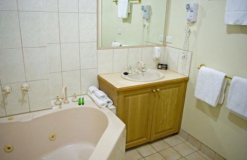 Admiralty Inn - Accommodation Brunswick Heads 2
