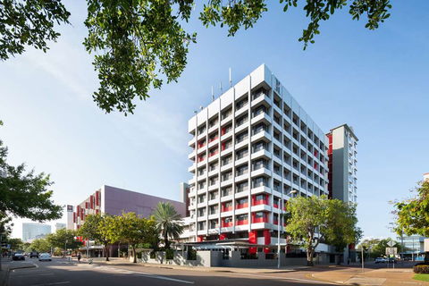 H On Smith Hotel - Accommodation Brunswick Heads 1