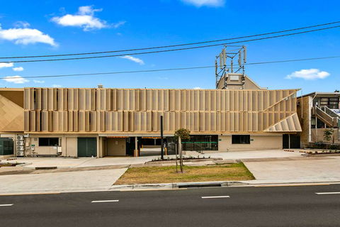 Quality Inn Sunshine Haberfield - Accommodation Brunswick Heads 1
