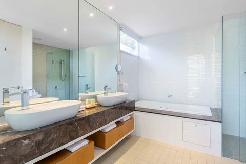 RACV Noosa Resort - Accommodation Brunswick Heads 2