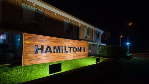 Hamilton's Queanbeyan Motel - Accommodation Brunswick Heads 2