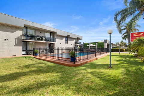 Econo Lodge All Seasons Mildura - Accommodation Brunswick Heads 2
