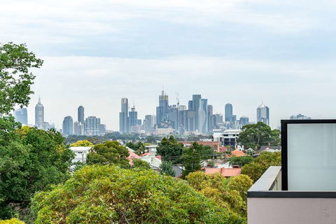 Artel Apartment Hotel Melbourne - Accommodation Brunswick Heads 1
