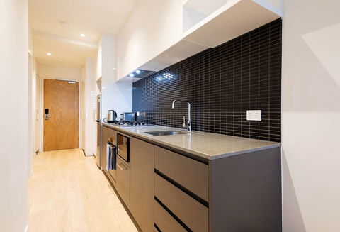 Artel Apartment Hotel Melbourne - Accommodation Brunswick Heads 2