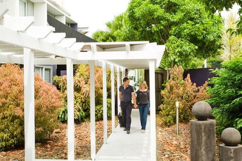 Rocklea International Hotel - Accommodation Brunswick Heads 1