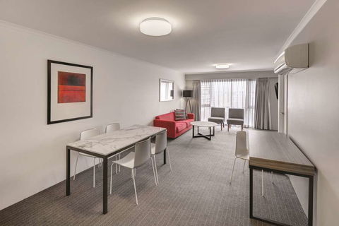 Adina Serviced Apartments James Court - Accommodation Brunswick Heads 5