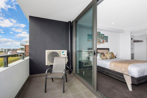 Astra Apartments Newcastle - Accommodation Brunswick Heads 9