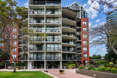 The Docks On Goodwin - Accommodation Brunswick Heads 0