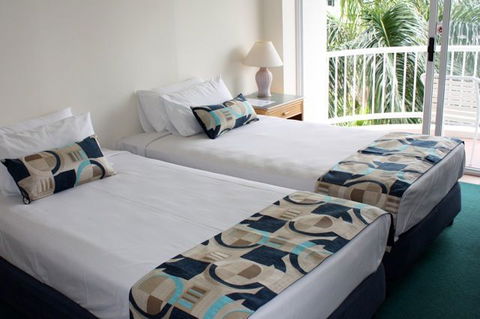 Alpha Sovereign Hotel Gold Coast - Accommodation Brunswick Heads 2
