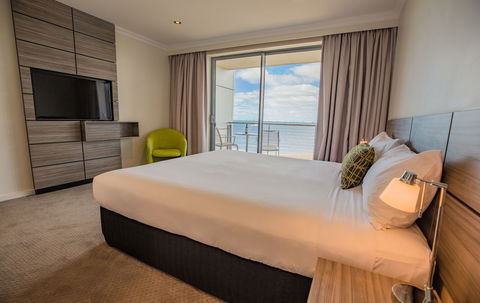 Aurora Ozone Hotel - Accommodation Brunswick Heads 2