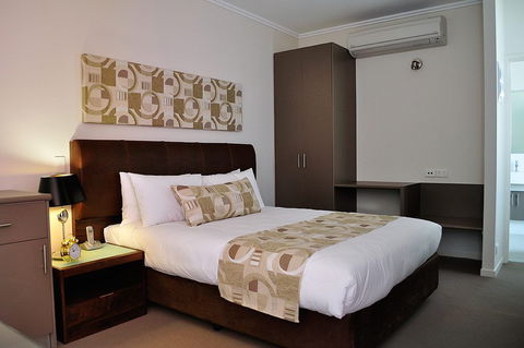 Quality Suites Fremantle - Accommodation Brunswick Heads 1