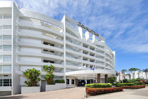 DoubleTree By Hilton Cairns - Accommodation Brunswick Heads 0