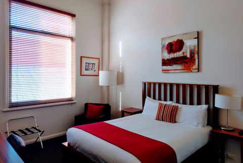 The Ansonia - Accommodation Brunswick Heads 1