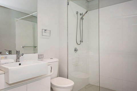 Astra Apartments Perth - Accommodation Brunswick Heads 2