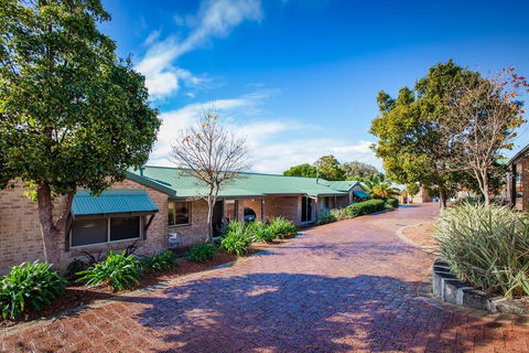 Quality Suites Banksia Gardens - Accommodation Brunswick Heads 1