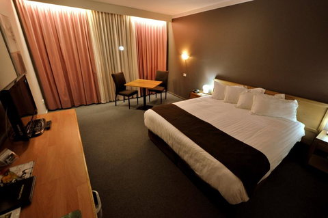 Hospitality Kalgoorlie, SureStay by BW - Accommodation Brunswick Heads 2