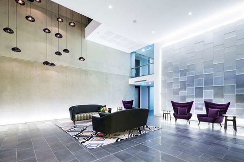 Avenue Hotel Canberra - Accommodation Brunswick Heads 1