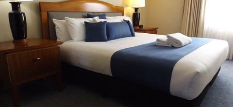 Warrnambool Central Court - Accommodation Brunswick Heads 1