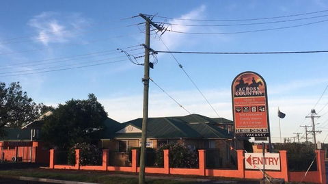 Across Country Motel & Svcd Apts - Accommodation Brunswick Heads 0