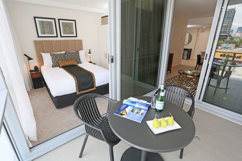 Alex Perry Hotel And Apartments - Accommodation Brunswick Heads 2