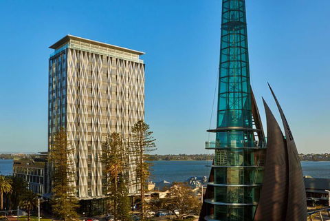 DoubleTree By Hilton Perth Waterfront - Accommodation Brunswick Heads 0