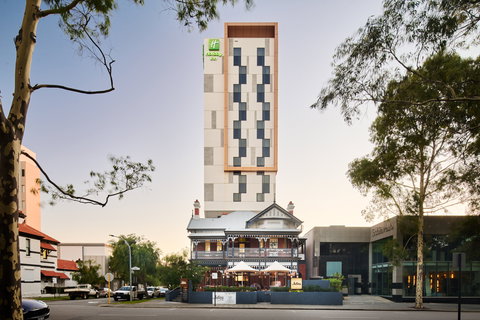 Holiday Inn West Perth - Accommodation Brunswick Heads 1