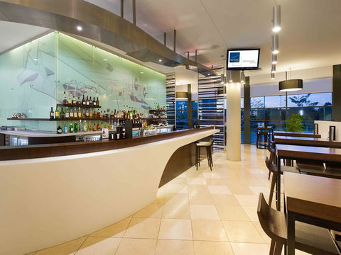 Novotel Brisbane Airport - Accommodation Brunswick Heads 2