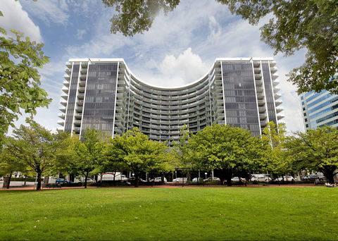 Astra Canberra Manhattan - Accommodation Brunswick Heads 0