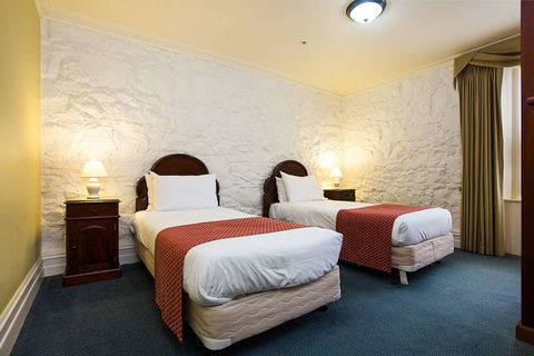 Quality Hotel Bentinck - Accommodation Brunswick Heads 2