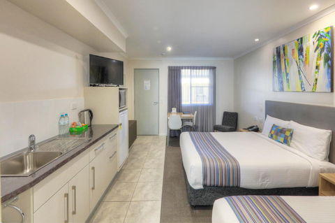 Roma Central Motel - Accommodation Brunswick Heads 2