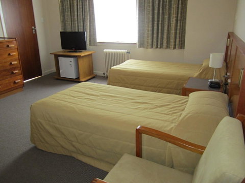 University House - ANU - Accommodation Brunswick Heads 3