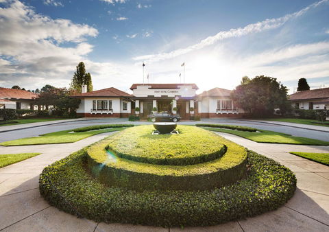 Hyatt Hotel Canberra - A Park Hyatt Hotel - Accommodation Brunswick Heads 0
