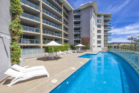 Pacific Suites Canberra - Accommodation Brunswick Heads 2